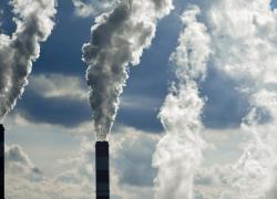 Латвия производит 10 млрд тонн углекислого газа. С этим надо что-то делать