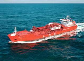 Малый газовоз компании Vopak LNG.