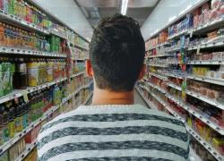 Торговцы отрицают более высокую среднюю наценку на продукты питания из Латвии