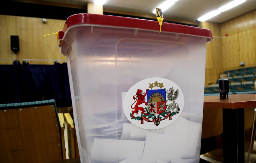 На предстоящих осенью выборах в Сейм подсчет голосов будет вестись вручную