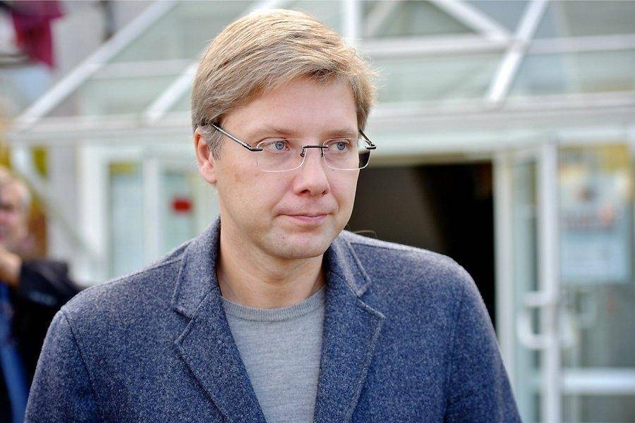 Нил Ушаков.
