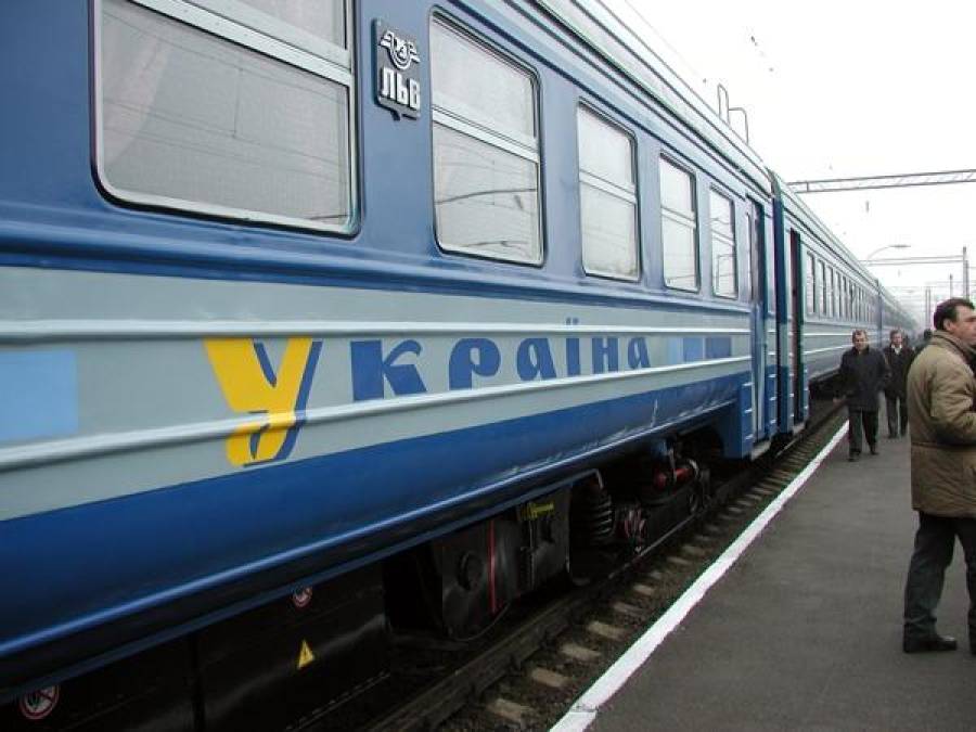 Украина сходит с рельсов