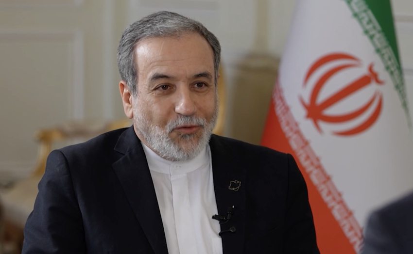 Переговоры с Ираном качнули рынки: акции вверх, нефть вниз