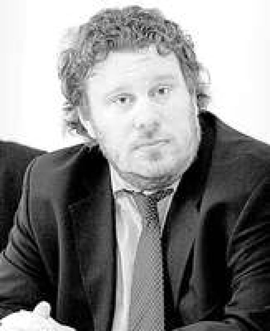 Дж. Лайтфул: &ldquo;Хороший сервис, не сверхвысокое, но очень хорошее качество, при очень хорошей цене &mdash; вот наши основные принципы&rdquo;.