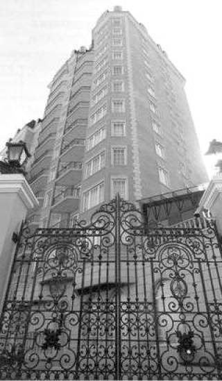  Москва активно застраивается, но кредиты выдает неохотно.