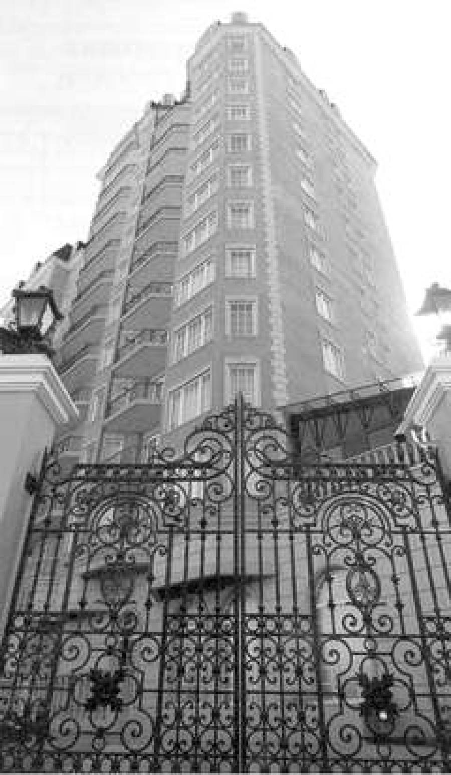  Москва активно застраивается, но кредиты выдает неохотно.