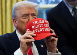 Слова Трампа обрушили биржи: рынки ушли в минус