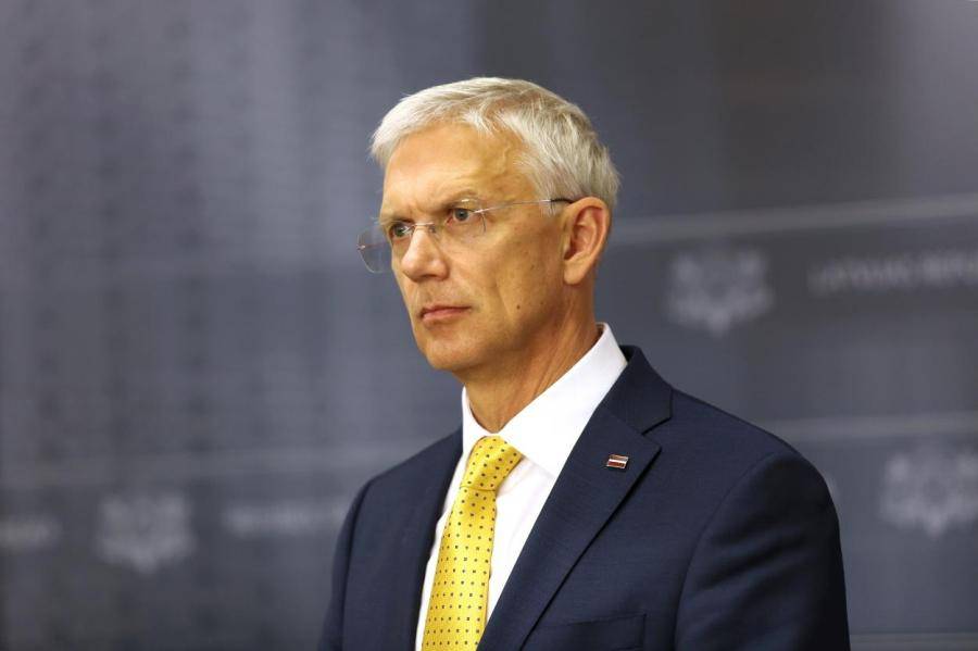 Премьер Латвии похвалил Россию и обвинил Путина