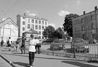 Бизнес в лицах и фактах