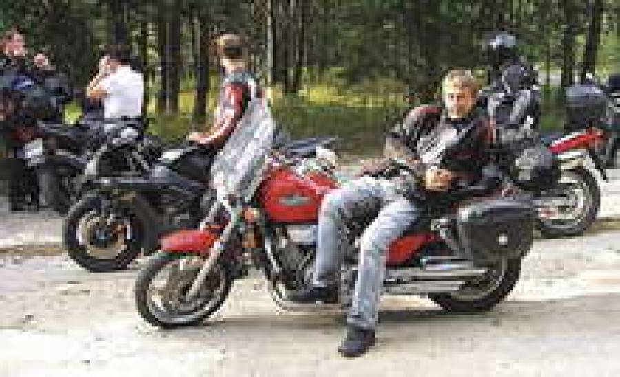 Кого бы еще обложить