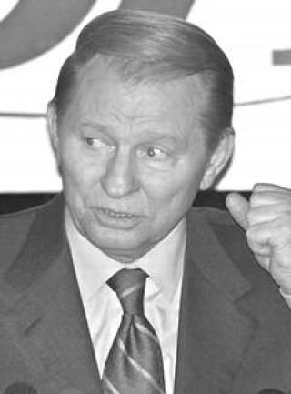 Бочка позора и шашка над ней