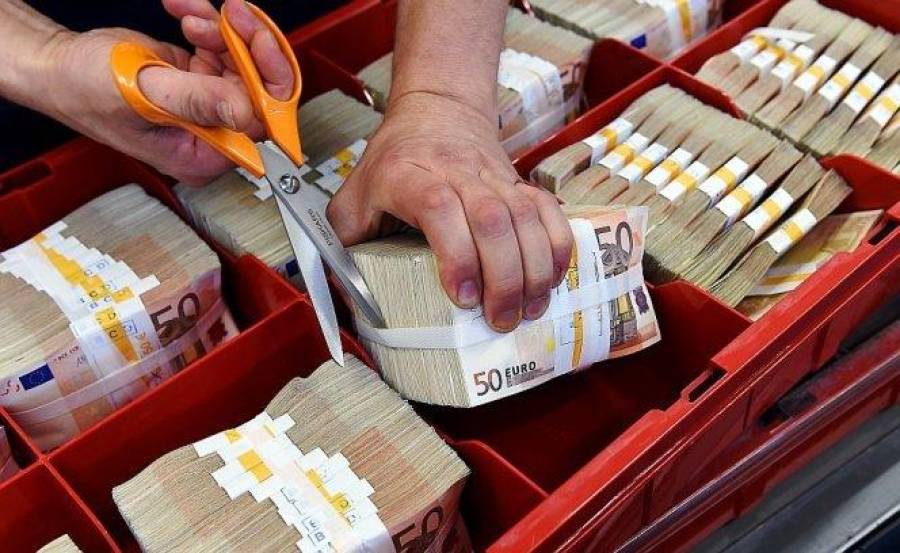 Юрмала: средняя школа стремительно потратила 1,4 млн евро