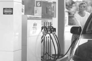 Лицензию надо заслужить.Латвийские &quot;нефтяники&quot; будут играть по новым правилам.
