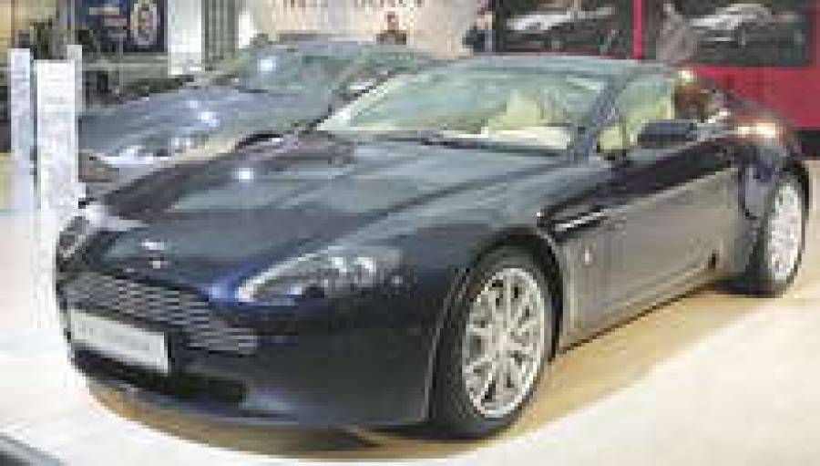 Фильмов о Джеймсе Бонде больше не снимают. Но Aston Martin остается.