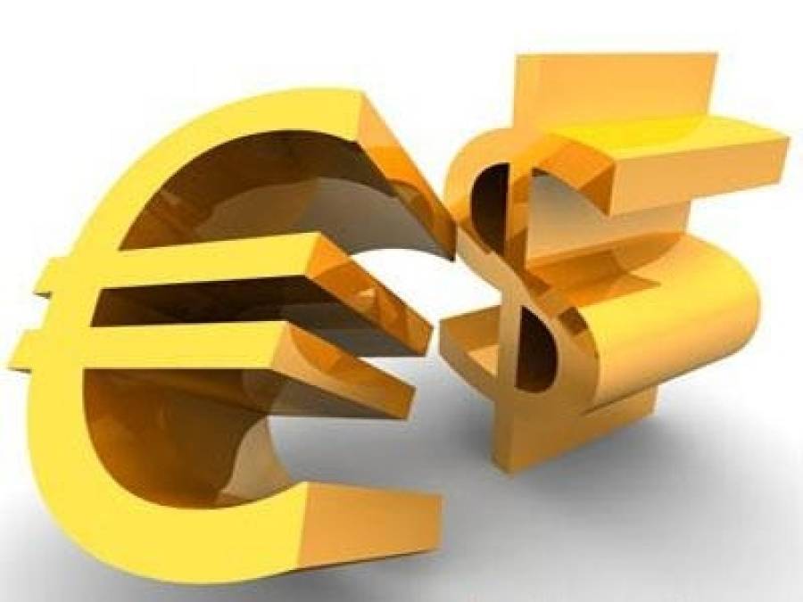Курс евро в паре с долларом упал до рекордного уровня с 2006 года