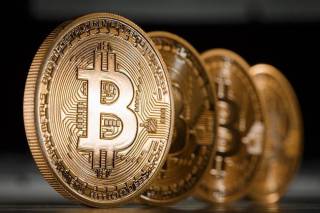 В Японии будут выплачивать часть зарплат в биткоинах