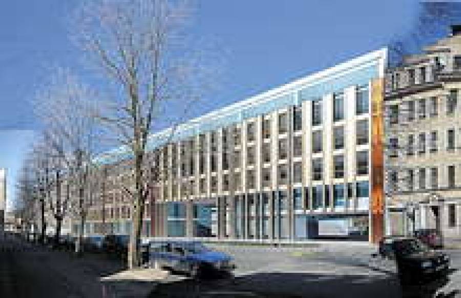 Квартал, развиваемый Wilbrook Management, располагается в центре города, между улицами Лачплеша, Сатеклес и Висвалжа. Общая территория, облагородить которую возьмутся девелоперы, занимает площадь 32 тыс. квадратных метров.