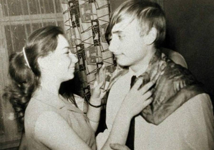 В России обсуждают, как в 16 лет Путин казнил латвийскую утку