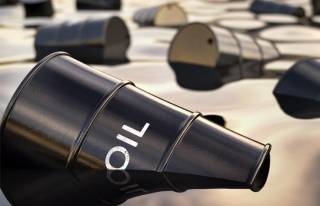 Цена на нефть стремительно падает: скоро бесплатно раздавать будут?