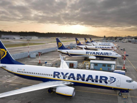«Ryanair» прекратит рейсы из Риги в одну из крупных европейских столиц