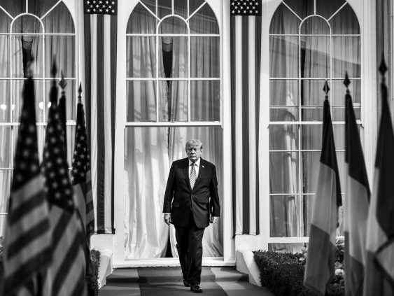 Трамп подписал законопроект о масштабных санкциях США против России