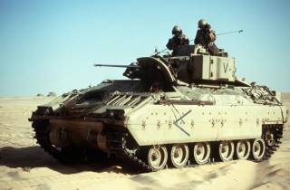 БМП &quot;Брэдли&quot; состоит на вооружении армии США с 1981 года.