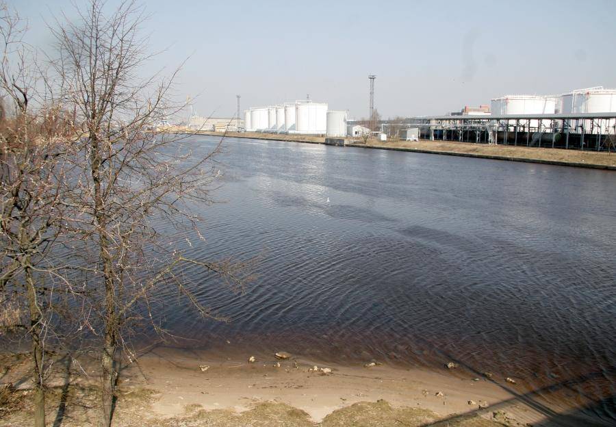 Рижский порт вложит 32 млн евро в строительство путепровода на Кундзиньсалу