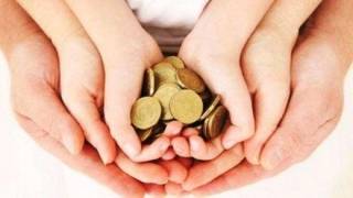 У омбудсмена и правительства разное понимание о том, что такое пособие