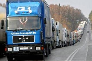Тысячи литовских  автоперевозчиков могут лишиться работы из-за России
