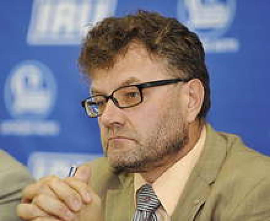 В.Трезиньш: &ldquo;Пока число перевозчиков не уменьшилось, однако они сокращают парк машин &ldquo;.