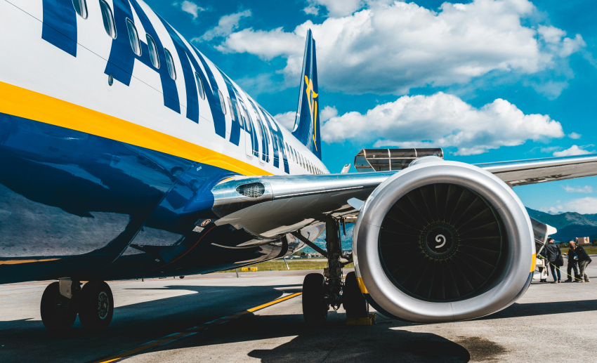 Прибыль Ryanair за год снизилась на 16%