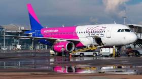 Хорошего понемногу: &quot;Wizz Air&quot; прекратит полеты из Риги в четыре города
