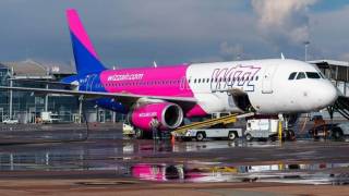 Хорошего понемногу: &quot;Wizz Air&quot; прекратит полеты из Риги в четыре города