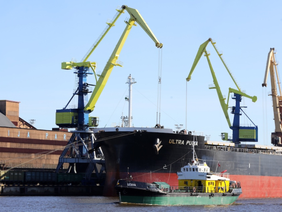 Грузооборот терминалов Вентспилсского порта в прошлом году вырос на 3,6%