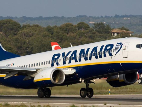Рейсы отменяются: часть пилотов Ryanair объявляет забастовку