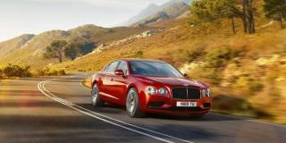 Резко выросли продажи элитарных авто в Латвии