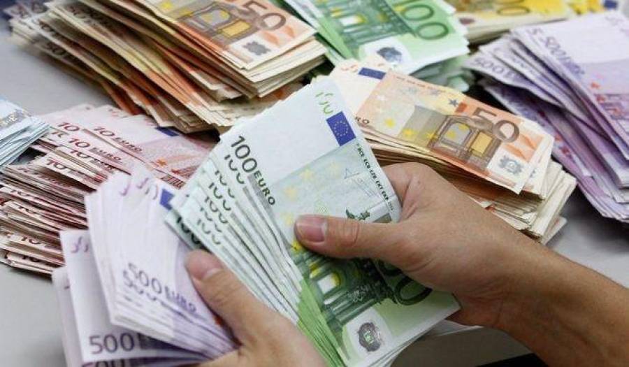 Прибыль финансовых учреждений Латвии за восемь месяцев - 175,7 млн евро