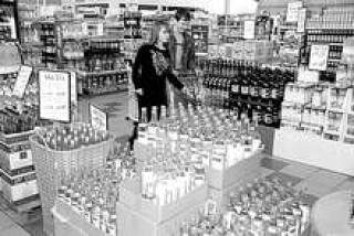 Чтобы товар попал на полку магазина, его производителю нужно дорого заплатить.