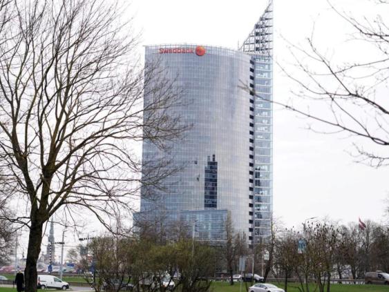 Публицист о новинках «Swedbank»: отношение к клиентам дает неприятные плоды?