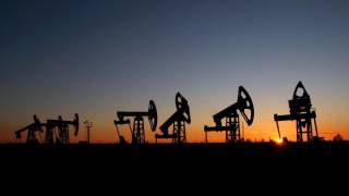 Мировые цены на нефть впервые с начала года превысили $63 за баррель