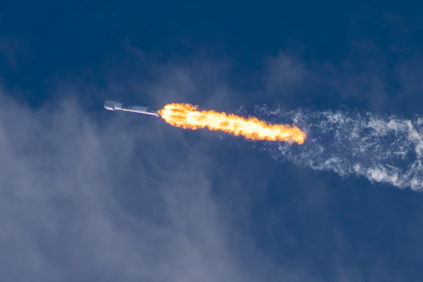 SpaceX взлетела &mdash; и потянула за собой рынки: что происходит с нефтью