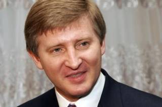 Ринат Ахметов, как самый богатый, потерял больше всех.