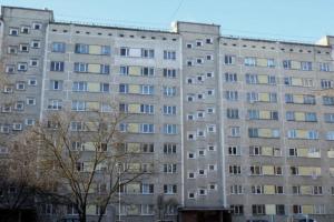 В Риге цены серийных квартир с 2007 упали почти наполовину, за год - на 5,5%