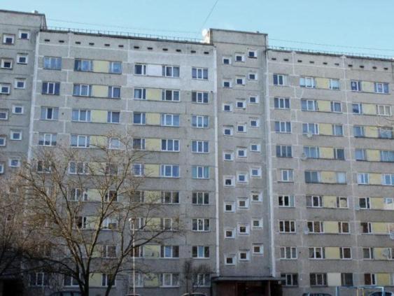 В Риге цены серийных квартир с 2007 упали почти наполовину, за год - на 5,5%