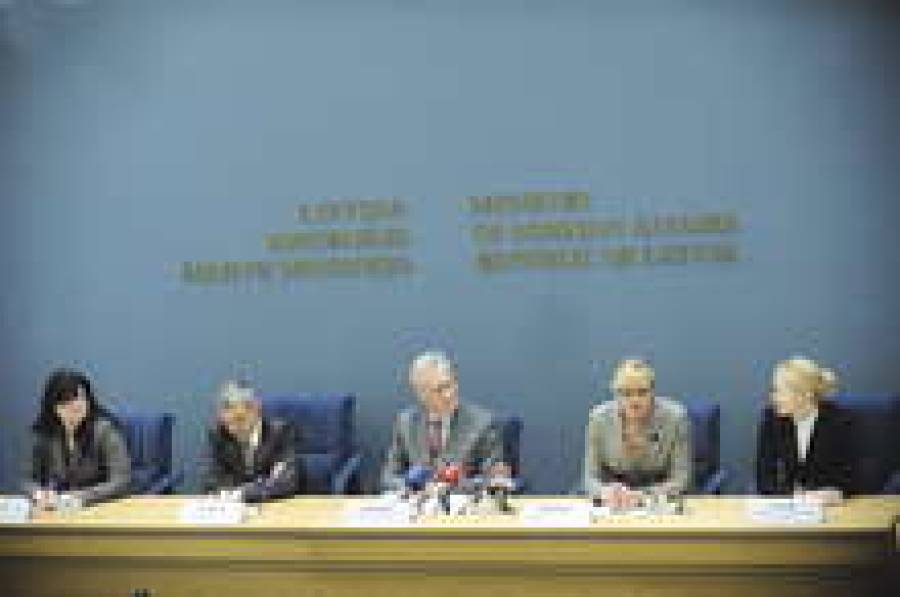 ФРГ распахивает дверь...
