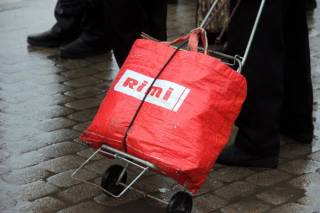 Уже через месяц в Латвии резко подешевеют продукты питания