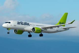 airBaltic вернет застрявших на Кипре людей спецрейсом в Ригу, но не бесплатно