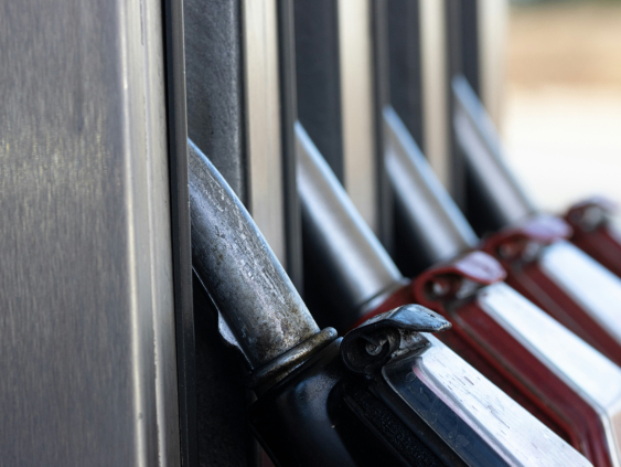 Словакия отвергает призыв ЕС отменить более высокие цены на топливо для иностранцев