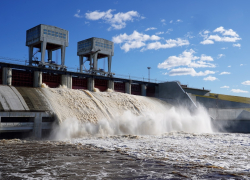 Latvenergo планирует построить резервный водосброс у Плявиньской ГЭС в Айзкраукле