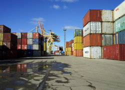 Объём перевалки грузов в Рижском порту в первом квартале сократился